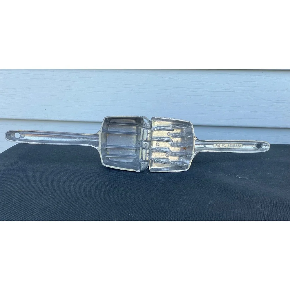 Irwinware Vintage Ice Crusher Silver Aluminum Kitchen Tool USA 3385530